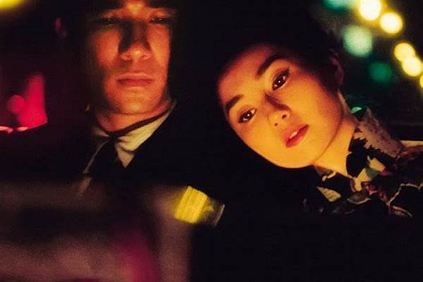 花样年华,在战火中消逝 ——读《安妮日记